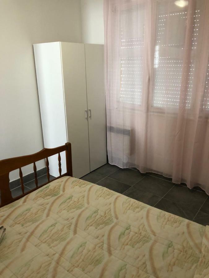 Appartement T3 7C Тарб Экстерьер фото